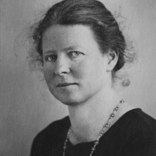 Elisabeth Müller portrait